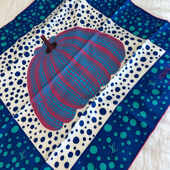 Brand New Louis Vuitton x Yayoi Kusama Silk Scarf - Picture 2 of 7